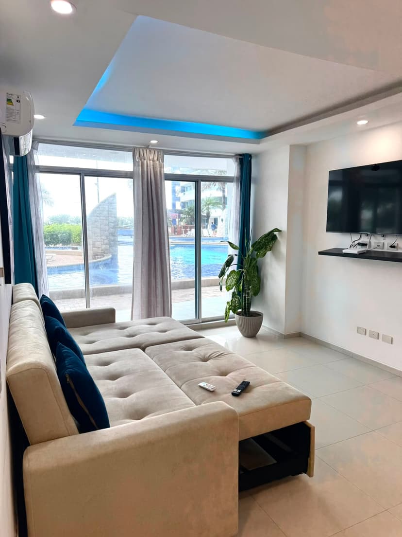 Diamond Beach 🌴 Departamento Totalmente Amoblado Frente al Mar y Piscinas